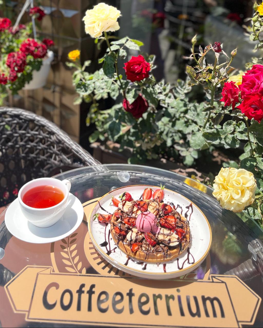 WAFFLE (Fruits&Ice Cream)